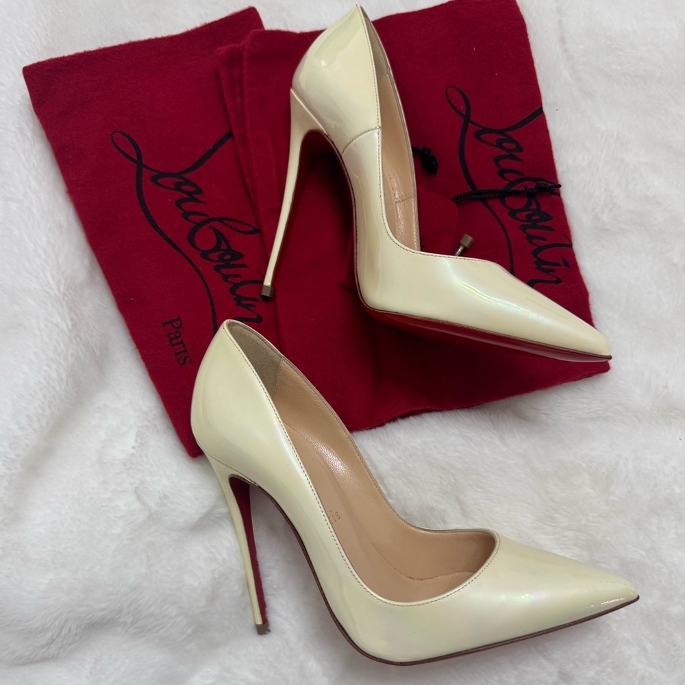 Christian Louboutin So Kate 120mm white patent AB iridescent pearl - size 35.5